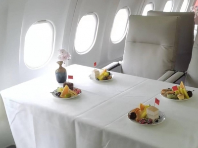 飞机餐厅销售737-900 8架销售